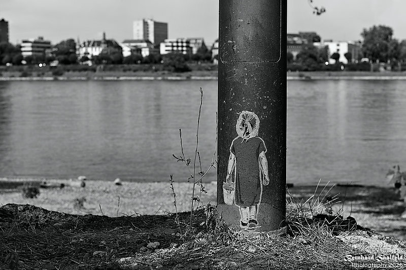 Bernhard Saalfeld - Blumenmdchen